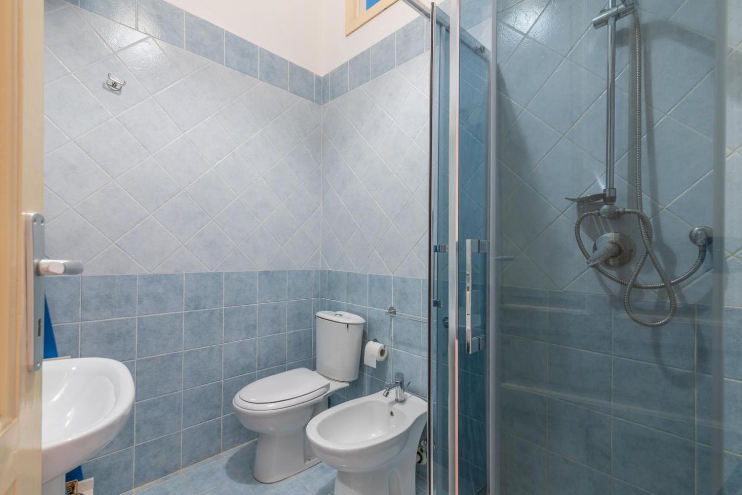 Il Riad Del Capitano Syracuse Bilik gambar